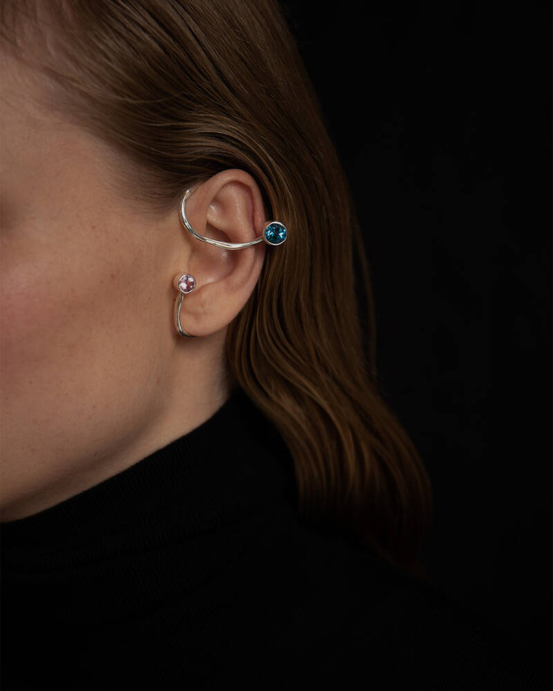 Oksa Ear Cuff with London Topaz and Morganite
