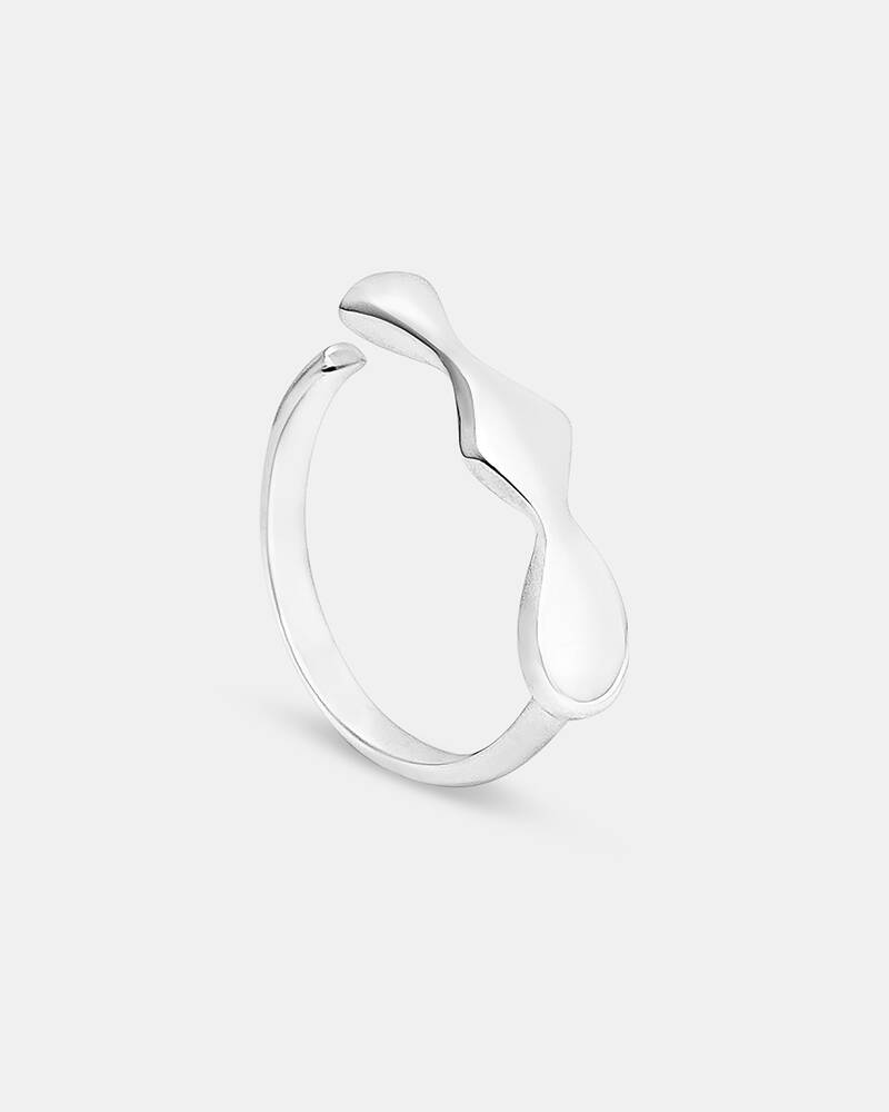 Flux Minimalist Ring