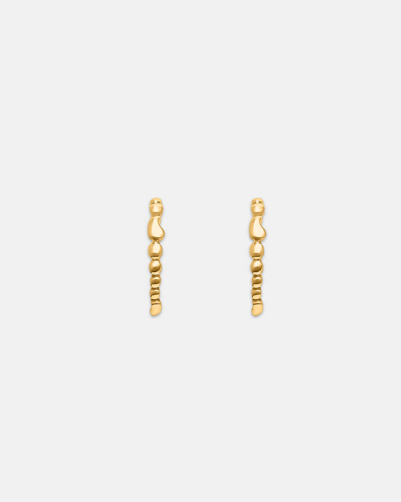 Memories Huggie Earrings in Gold Vermeil