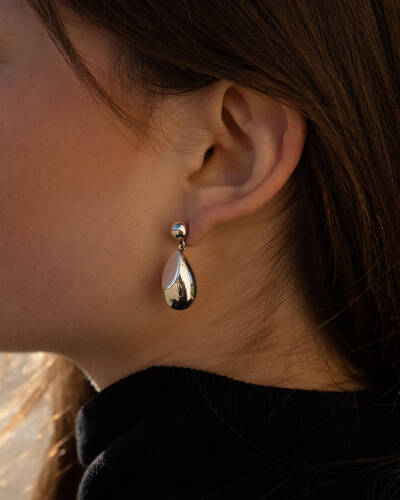 Small Sense Drop Earrings