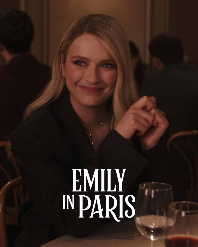 Camille (Camille Razat)