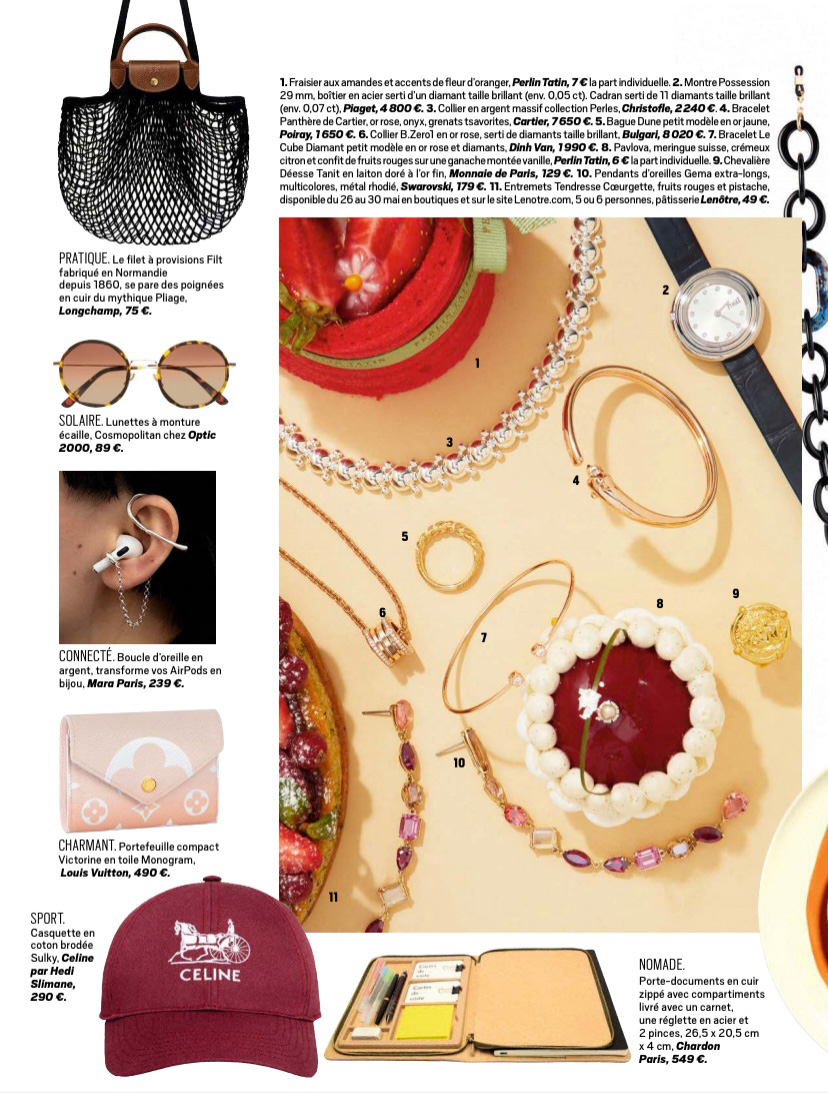 Paris Match - Connected. Ear cuffs in silver, transform your AirPods to jewelry.